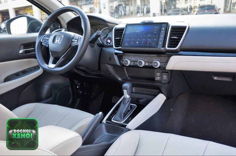 Giá xe Toyota 2022 - Giá Toyota Innova 2022